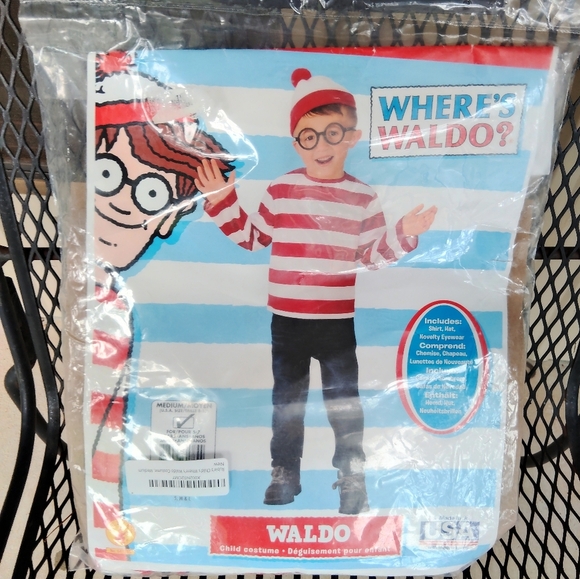Kid's Boy's Girl's Where's Waldo Halloween Costume Dress Up Size Medium 5-7 - Picture 1 of 5